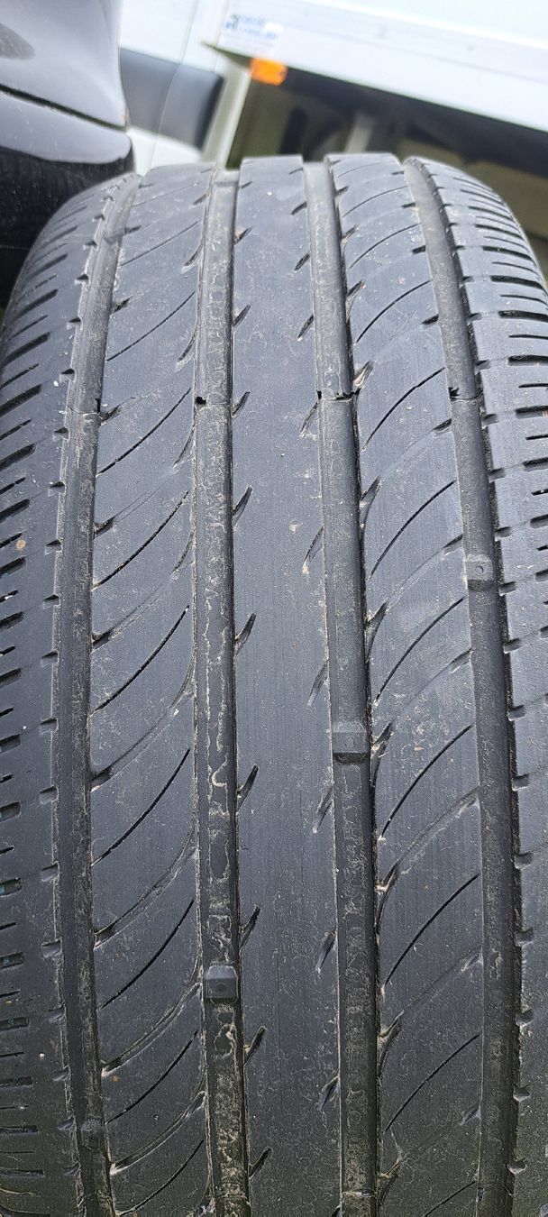 Tutti pezzi di ricambio auto: sommerreifen – Usato da Buchs AG venduto da daw_8k27 3