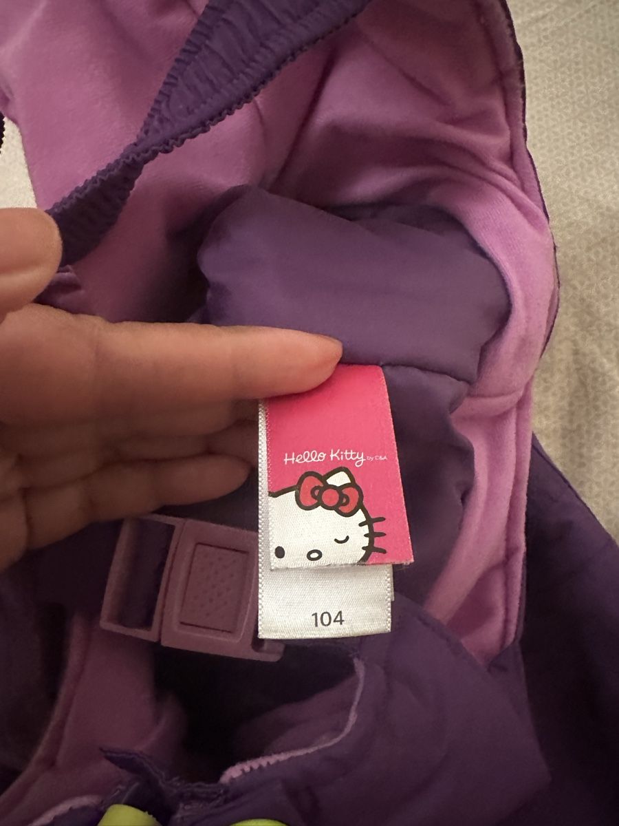 C&A Lotti & Set di vestiti: Hello Kitty Winter Set, Size 104. Cute for Skiing! – Usato da Zürich venduto da Bybyana 7