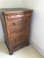 commode à tiroir en bois (chiffonnier)