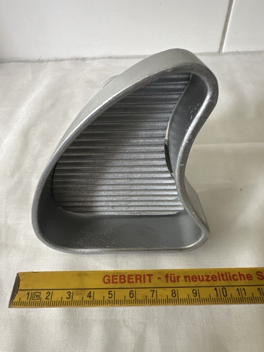 Küchengeräte: Steak-Presse KD6 Metall gebraucht – Gebraucht aus Zürich von Chaeffeler 3