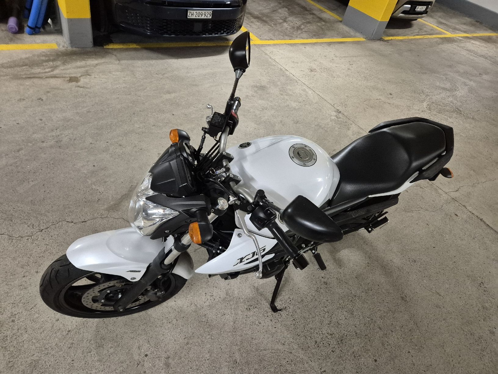 Yamaha Route: Yamaha XJ6NA ABS  35kW – D'occasion à Forch par benwyd 3