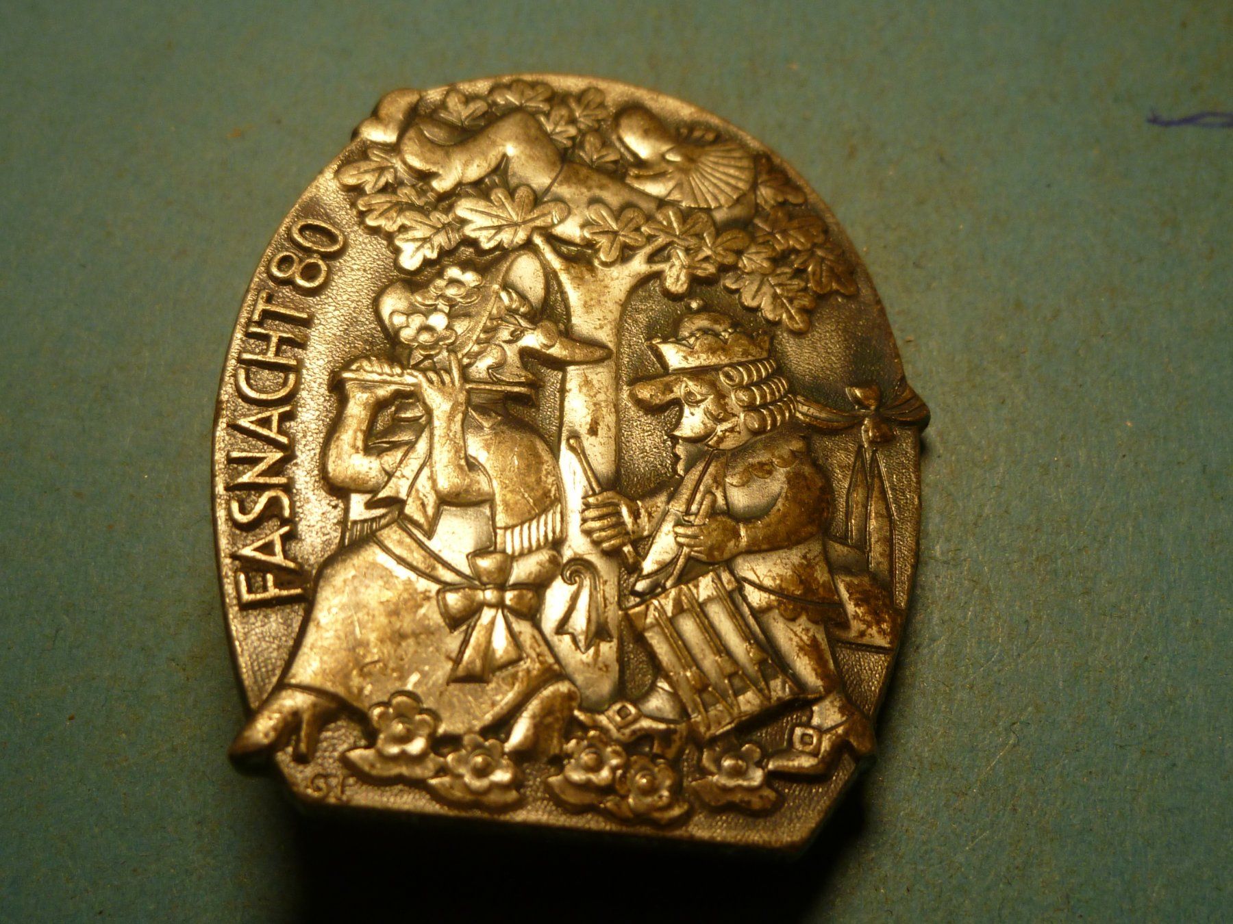 Plaketten & Abzeichen: BASEL 1980 SILBER – Gebraucht aus Ried (Muotathal) von Mandarin02