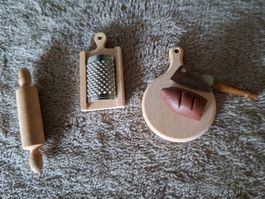 Herzige Küchenutensilien-Set, neu, 5-teilig fürs Puppenhaus