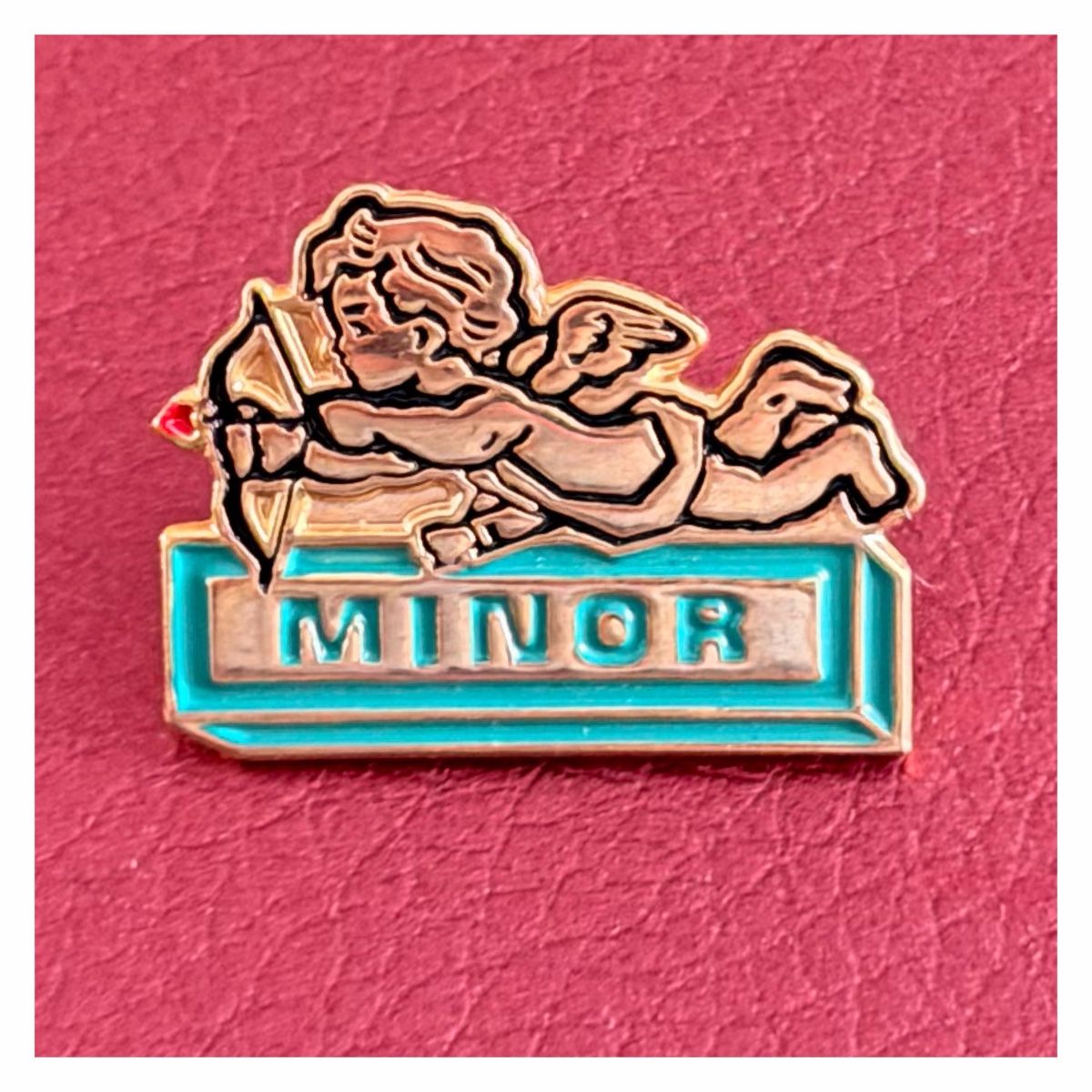 Plaketten & Abzeichen: Vintage-Pin - Minor Schoggi Engel – Neu (gemäss Beschreibung) aus Schlieren von RoPue