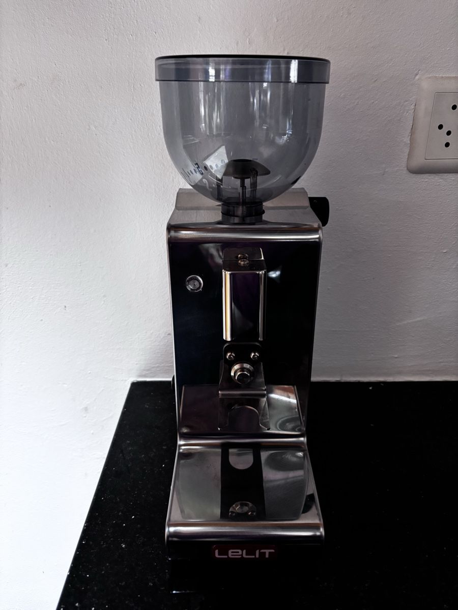 Lelit Kaffeemaschinen & Espressomaschinen: Lelit Fred Kaffeemühle – Gebraucht aus Wilderswil von Hinterhof22