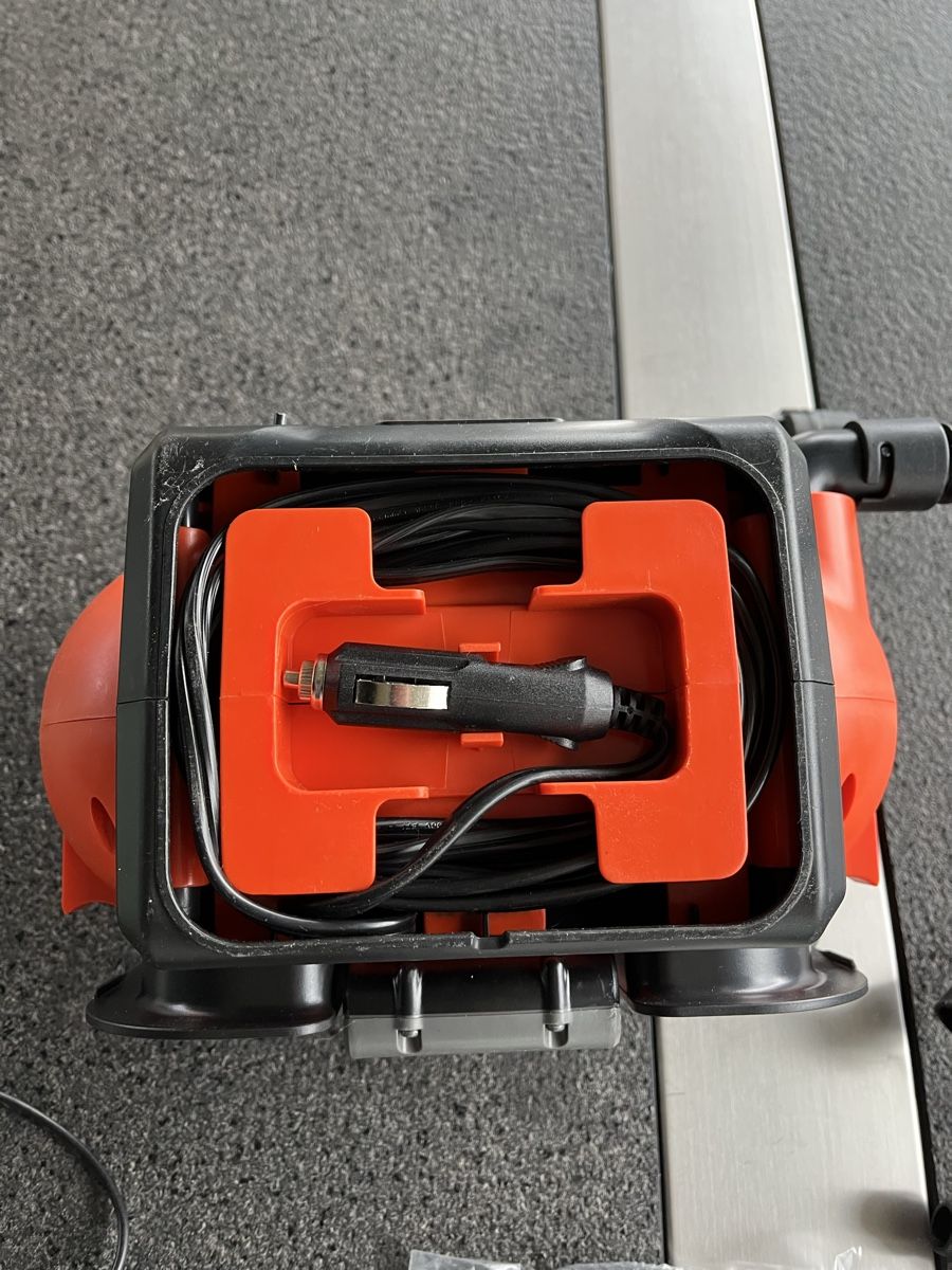 Kompressoren: Black+Decker Kompressor – Gebraucht aus Biberstein von Freywillig 6