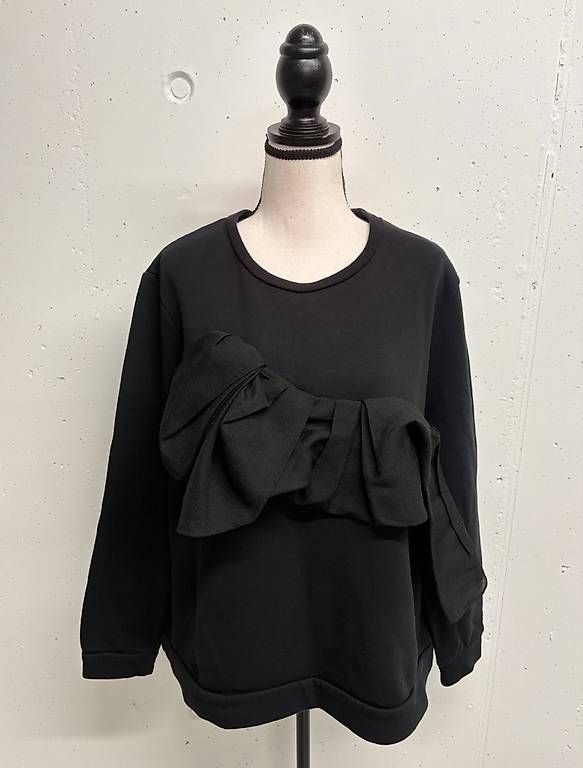 Cos Maglioni & Felpe: Schwarzer Pulli von COS, Grösse L – Usato da Urtenen-Schönbühl venduto da Lalablue