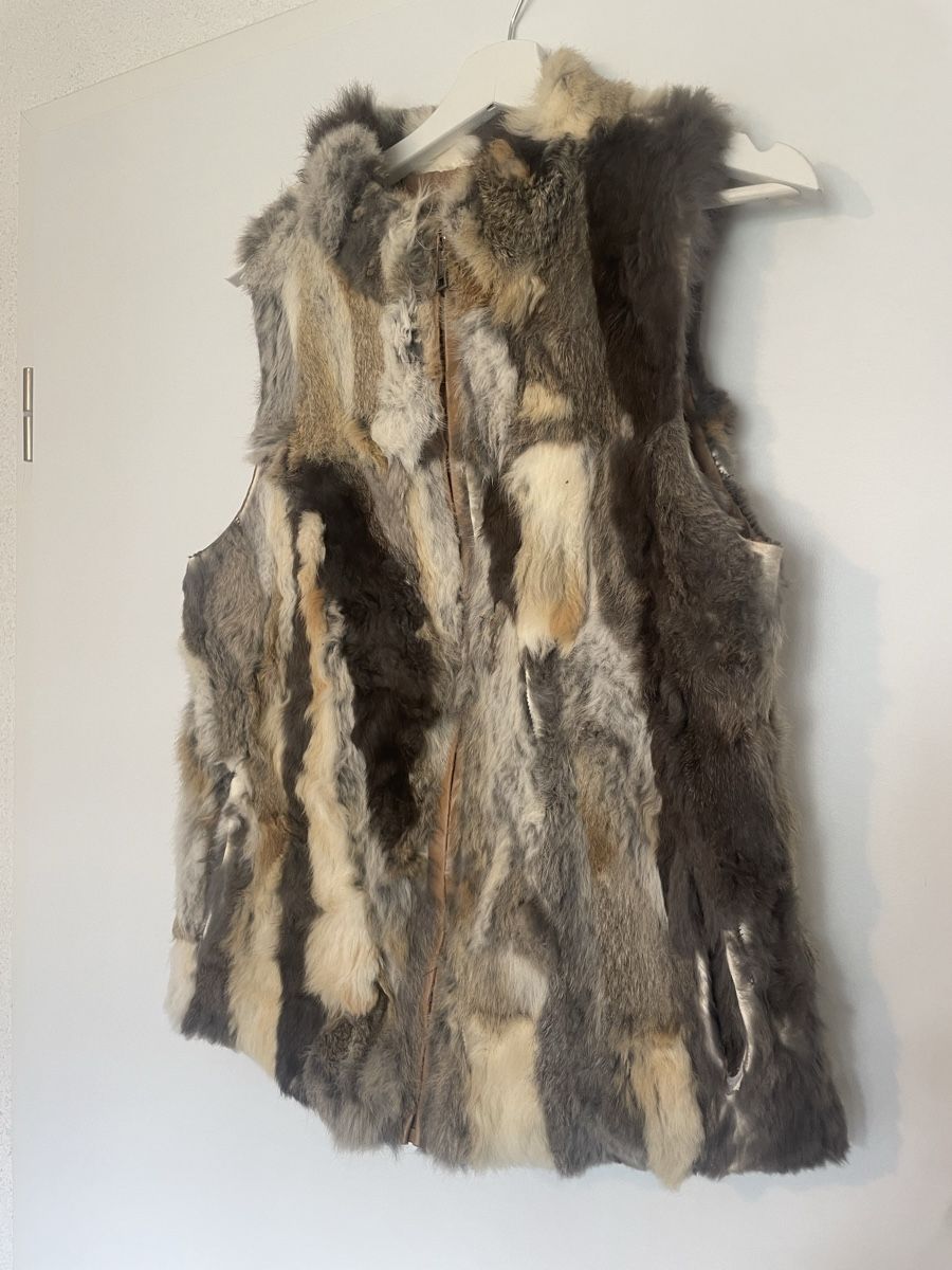 Cappotti: Luxurious Rabbit Fur Gilet – Usato da Roche VD venduto da closetcleanse 1