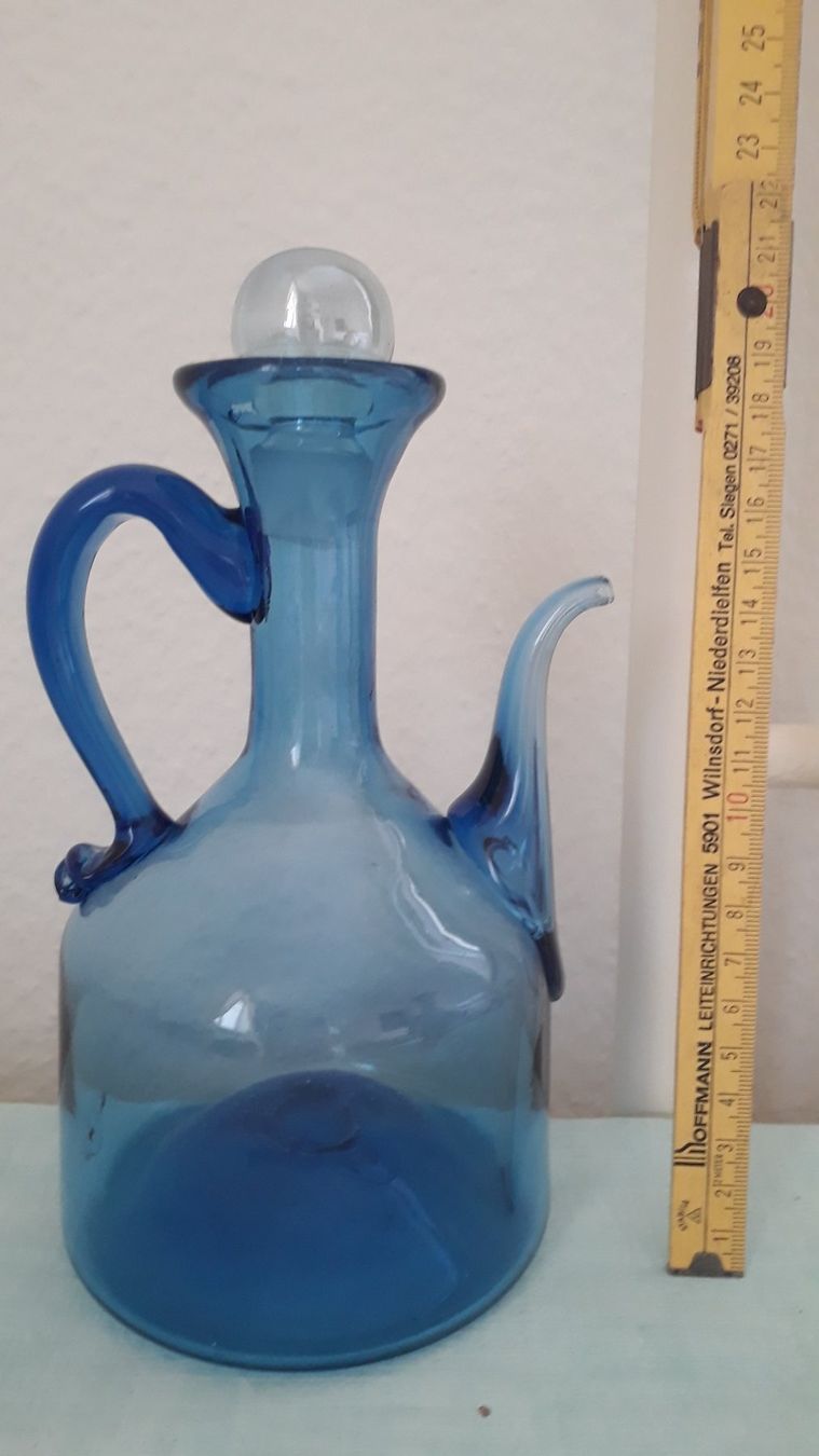 Caraffe: Blaue Glaskaraffe – Usato da Zürich venduto da wildflower26 5