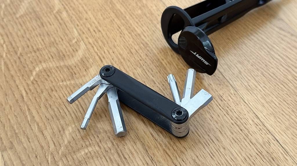 Pezzi di ricambio: Specialized Swat Gabelschaft-Tool – Usato da Biberist venduto da Phippu83 3