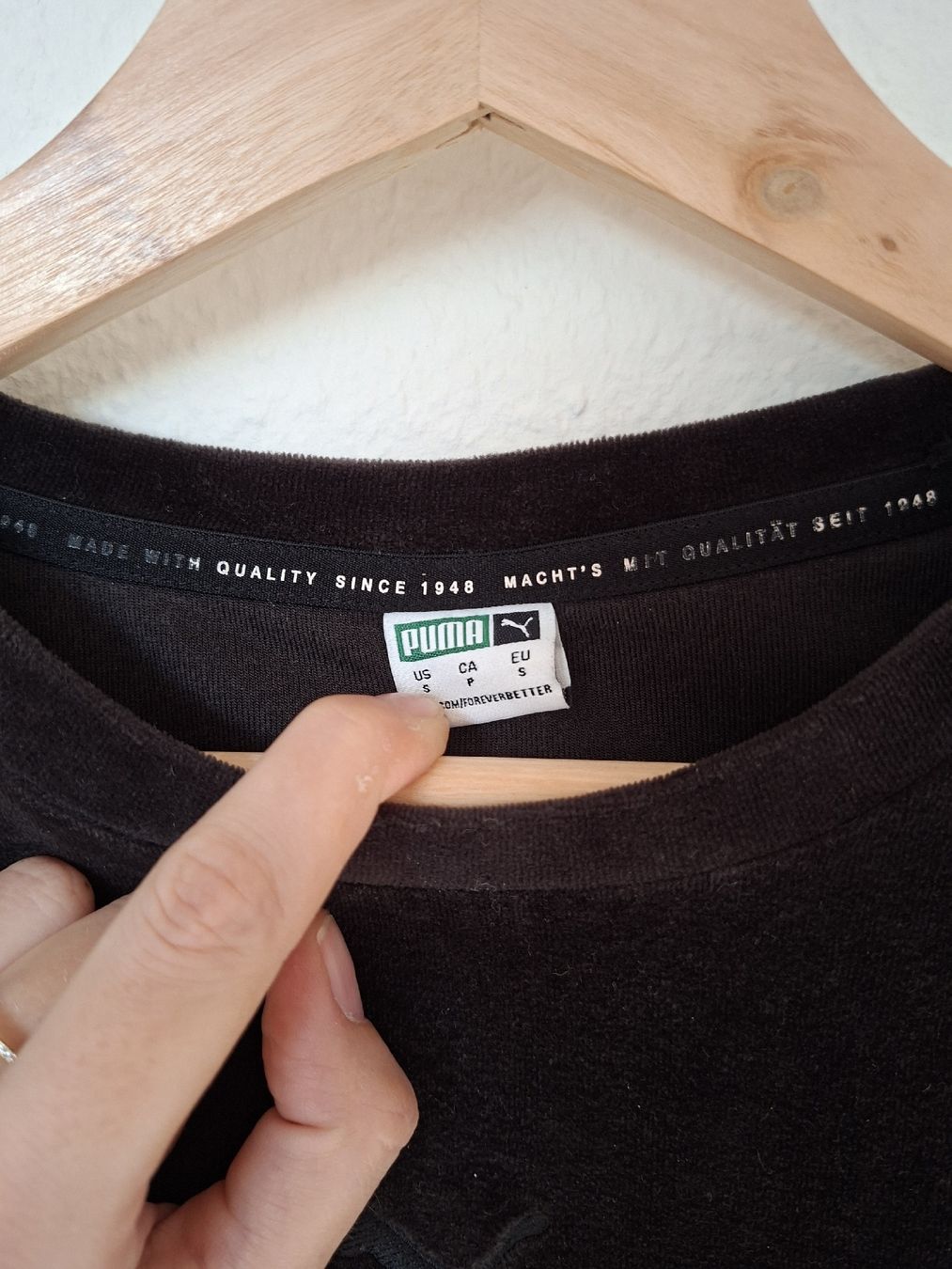 Puma Robes: Robe Puma en velours - T. S – D'occasion à Lausanne par Super-cerise 2