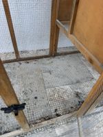 Kleintierstall untergittert zu verschenken 