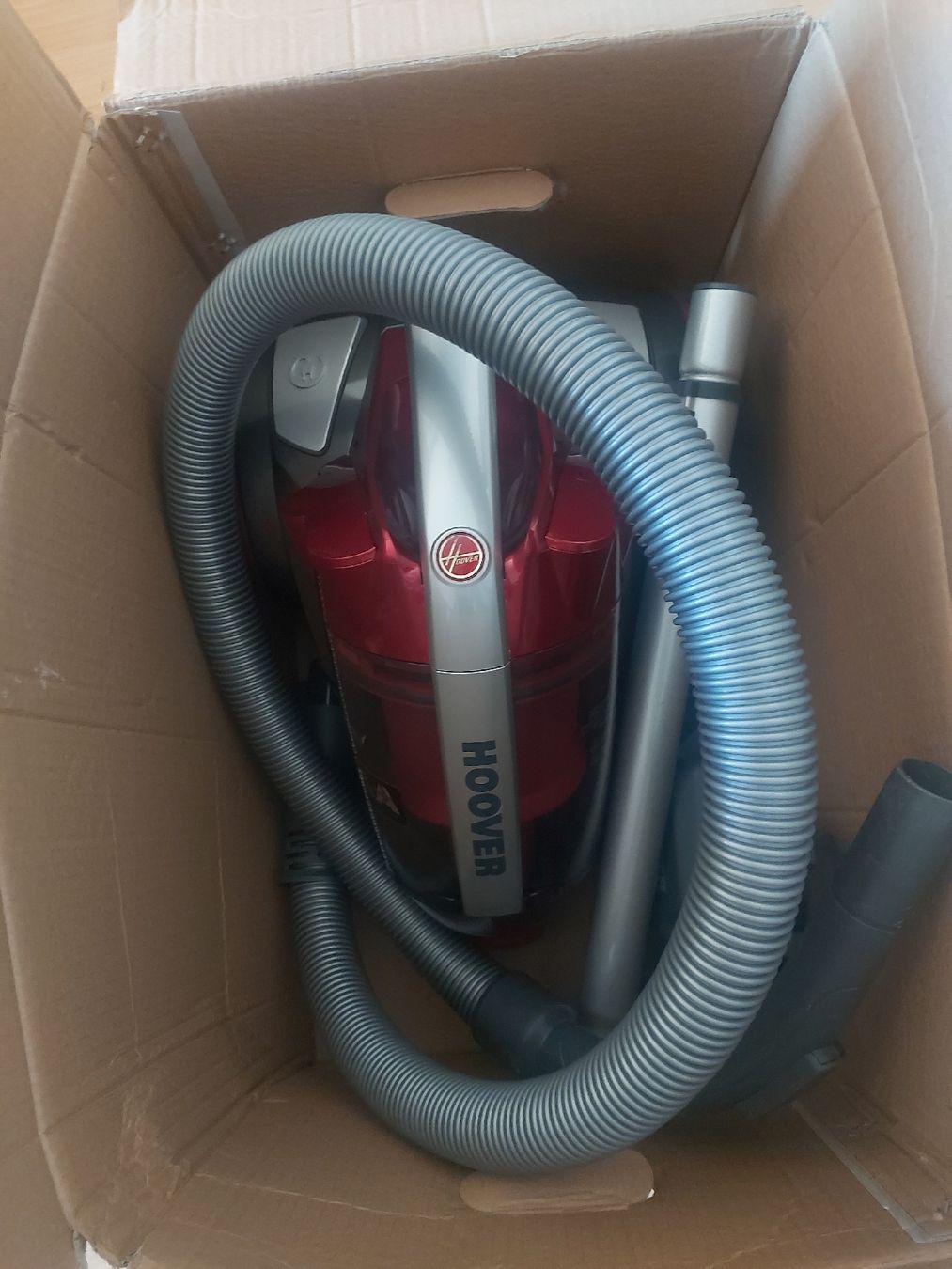 Hoover Staubsauger & Zubehör: Staubsauger – Neu (gemäss Beschreibung) aus Frenkendorf von Eona87