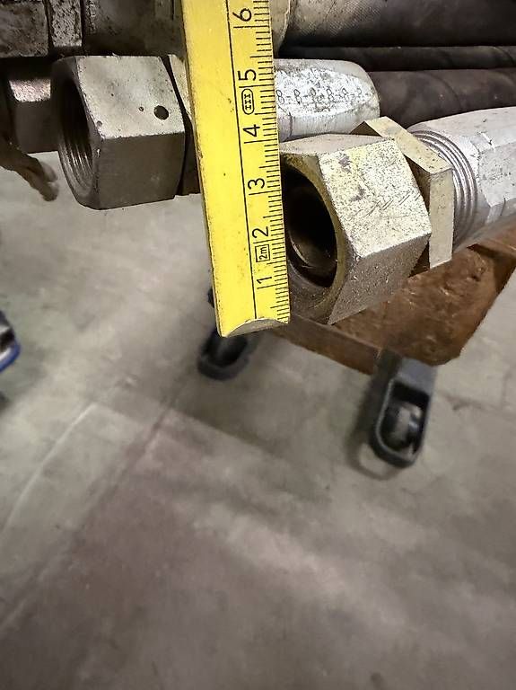 Escavatori: 11 Stk div Hydraulikschläuche ca 140cm lang – Usato da Necker venduto da liq24 6
