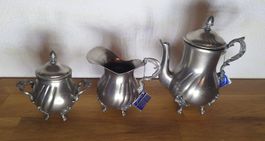 Elegantes Zinn-Set: Kanne, Milchgiesser & Zuckerdose