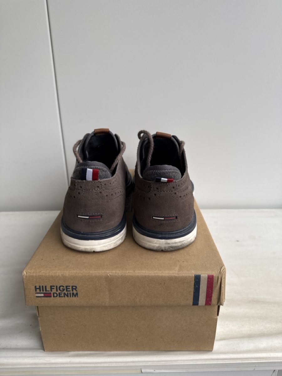 Tommy Hilfiger Scarpe da uomo: Schuhe / chaussures TOMMY HILFIGER – Nuovo (secondo la descrizione) da Lausanne venduto da joshua75 2