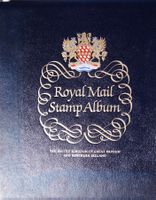 Classeur de 43 pages de timbres “Royal Mail Stamp Album“