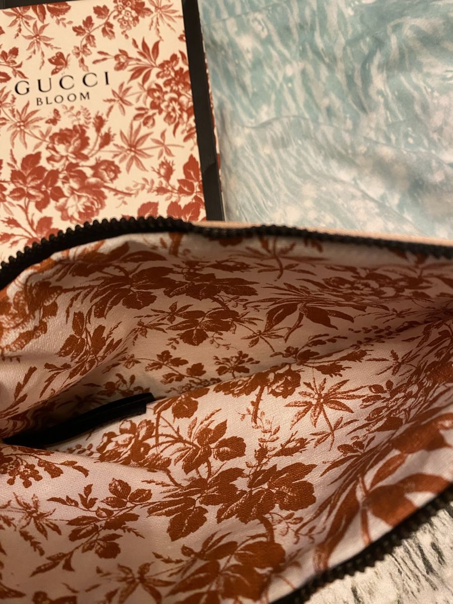 Gucci Custodie per cosmetici: Gucci Bloom Necessaire/Kosmetiktasche,NEU – Nuovo e nell'imballaggio originale da Killwangen venduto da BeautysAndEmmas 4