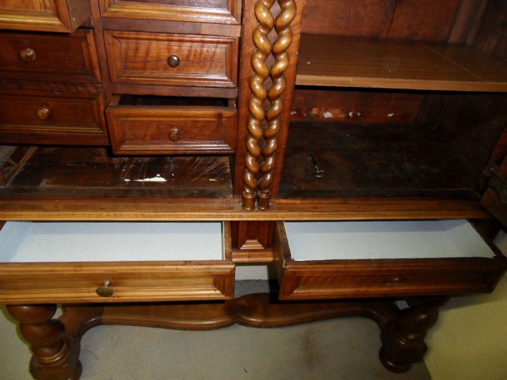 Commodes: Alte Kredenz, Barock, frühes 18. Jh. - Sehr guter Zustand – D'occasion à Oberwil-Lieli par golfer44 3