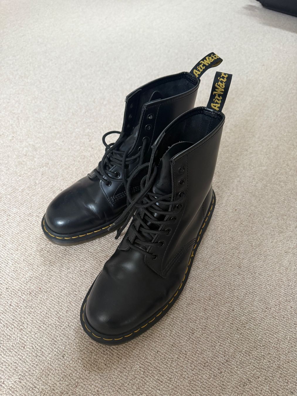 Chaussures hommes: Dr. Martens 1460 BOOT Gr.45 – D'occasion à Basel par cey_t5xf