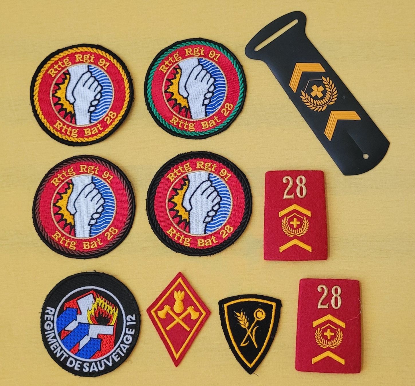 Schweizer Armee Plaketten & Abzeichen: diverse Badges (Rettungstruppen) & Abzeichen der Armee – Gebraucht aus Rotkreuz von groeli69