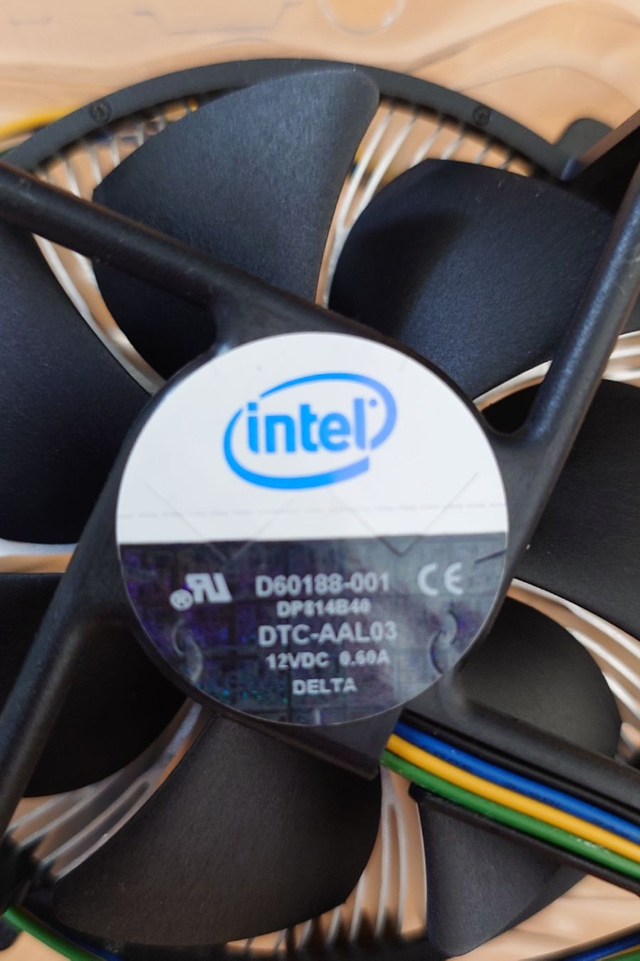 Intel PCs: KÜhler fur Intel Prozessor – Neu und originalverpackt aus Wauwil von Belton 2