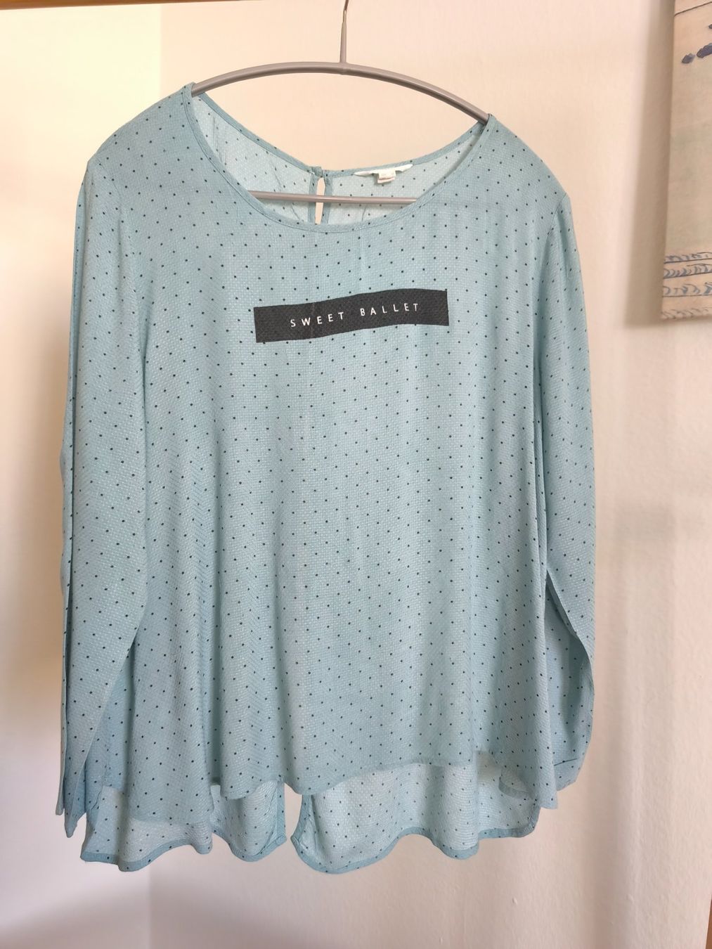 Camicette: Blouse, with buttoned back – Usato da Zürich venduto da nir_n9jc