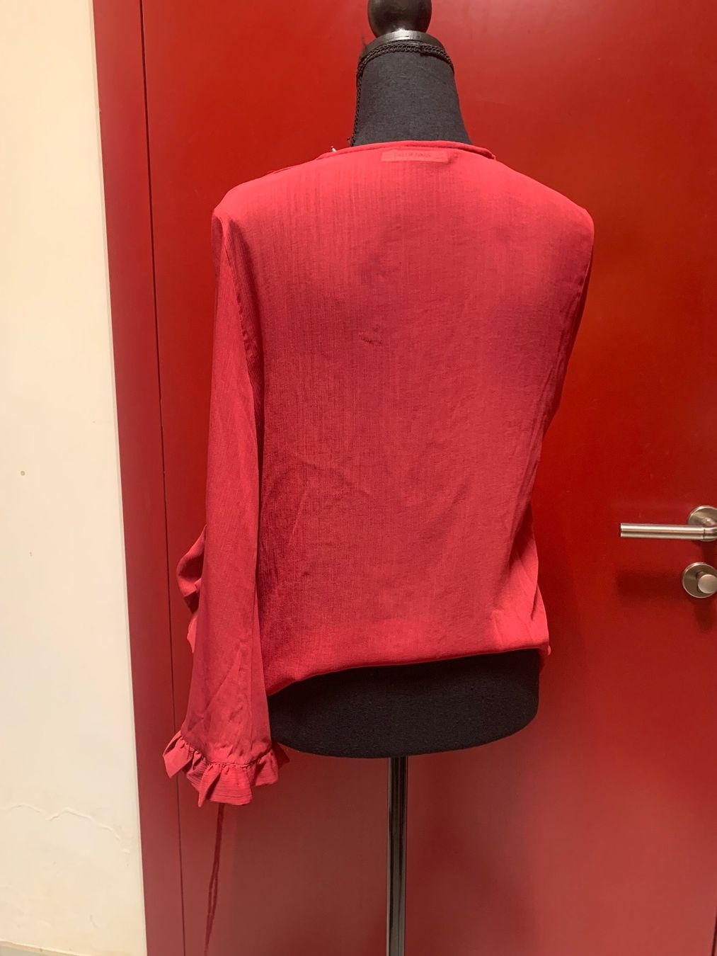 Zara Camicette: Blouse Zara Rouge – Usato da Genthod venduto da Lou_Jin 3