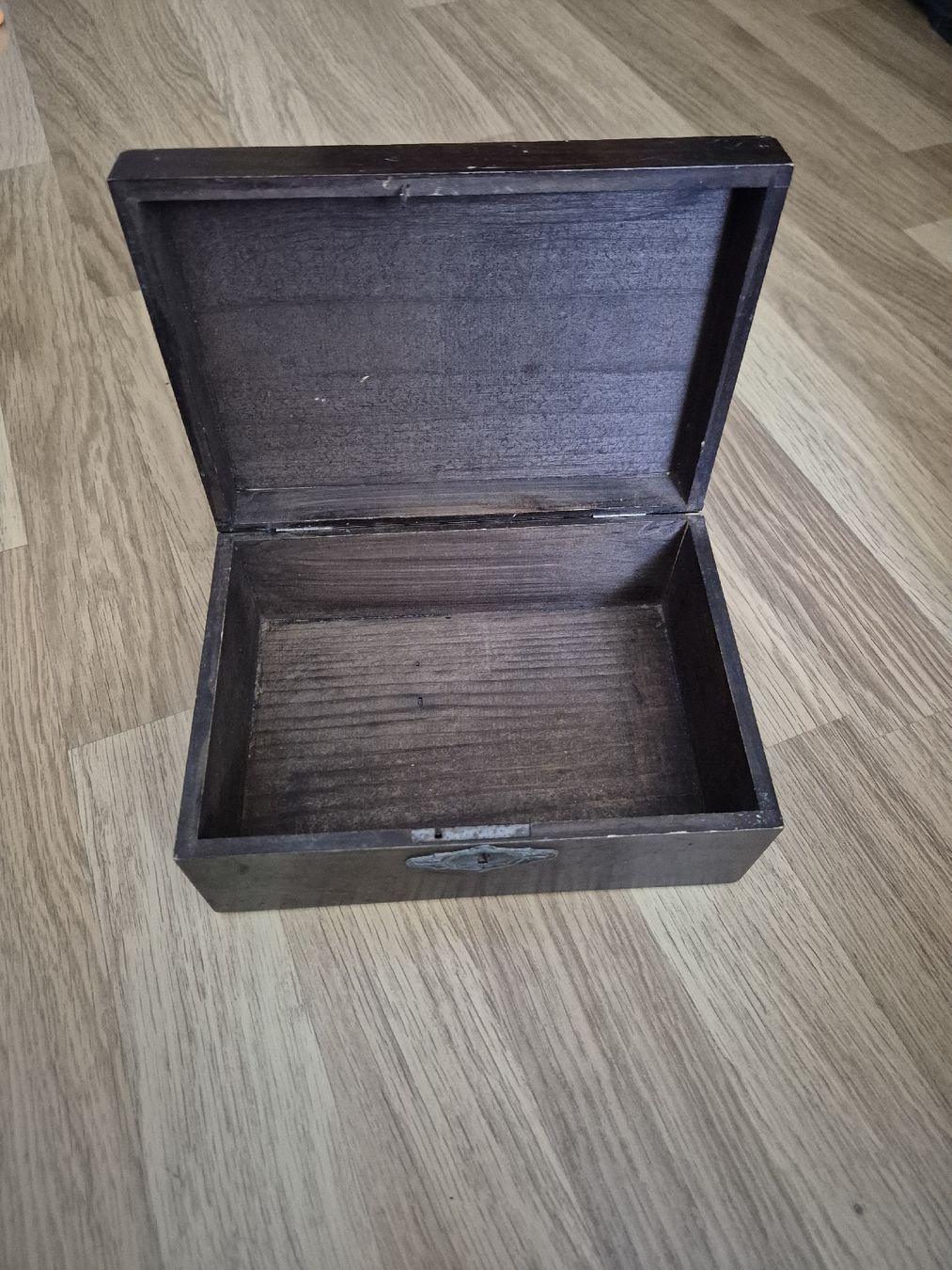 Portagioie: Antike Holzschatulle Holzkassette – Usato da Langenthal venduto da Polarisstern 2