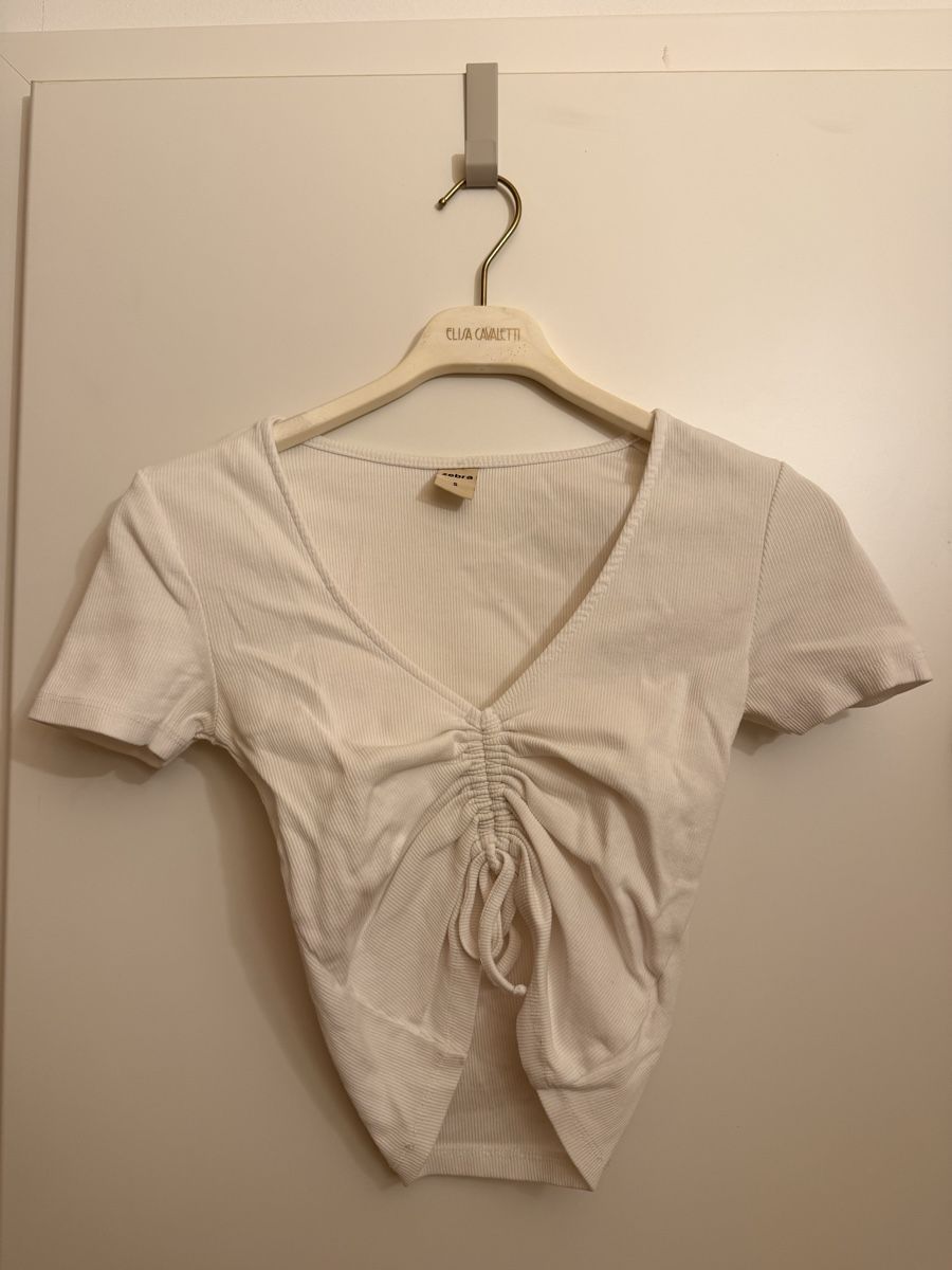 Zebra Tops: Weisses Top mit Raffung  – D'occasion à Oberrohrdorf par a._.w