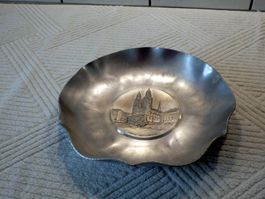 Wandteller, Alu,Zürcher Grossmünster, Hand gehämmert, Ø 24cm