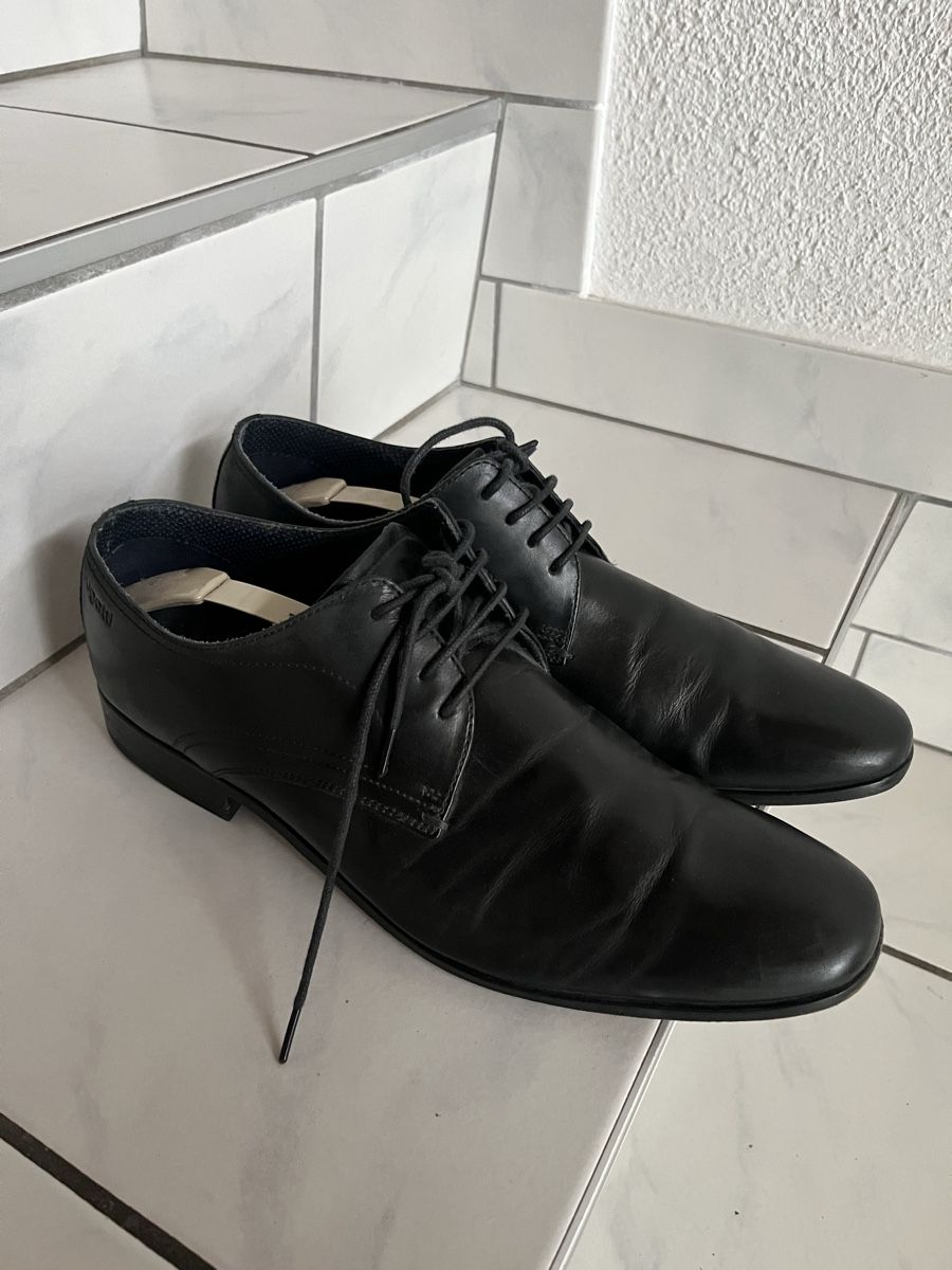 Bugatti Scarpe da uomo: schwarze Businessschuhe - Bugatti – Usato da Jonschwil venduto da juliana_pluess 1