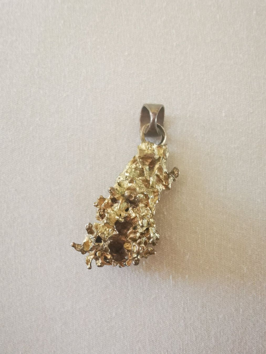 Edelmetalle: Pendentif pépite, forme irréguliere – Gebraucht aus Courtepin von Fin_dj7p 1