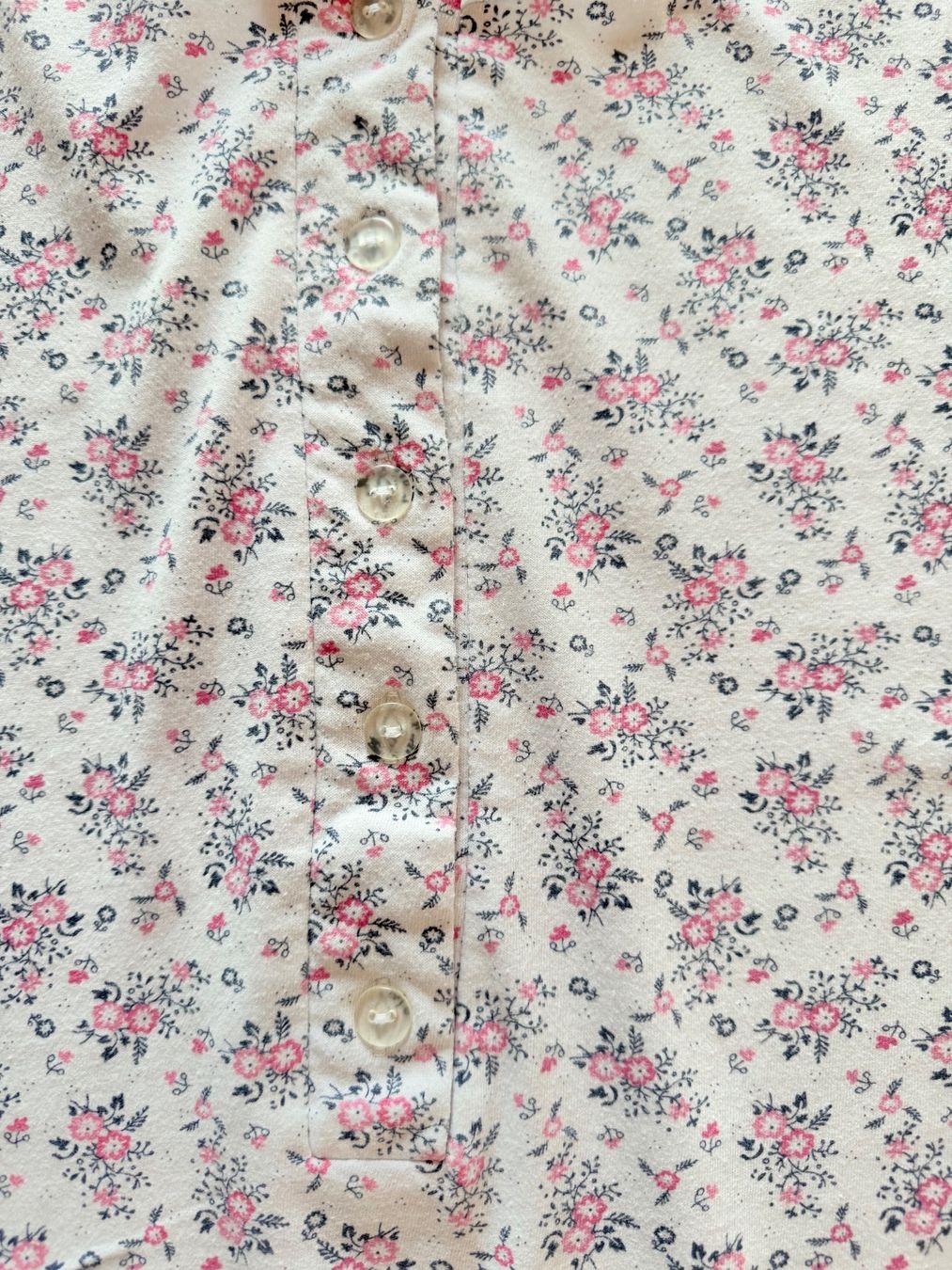 Negligees & Pyjamas: Damen Nachthemd Shirt Grösse 42 – Gebraucht aus Wallbach von 10merlin 1