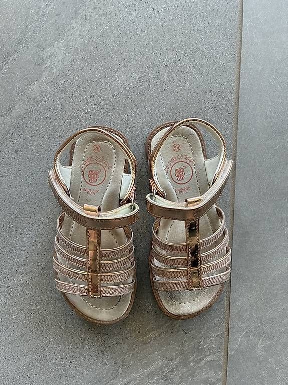 Scarpe per ragazze: Sandales en cuir 26 – Usato da Le Mont-Pèlerin venduto da gir_9lpq 1