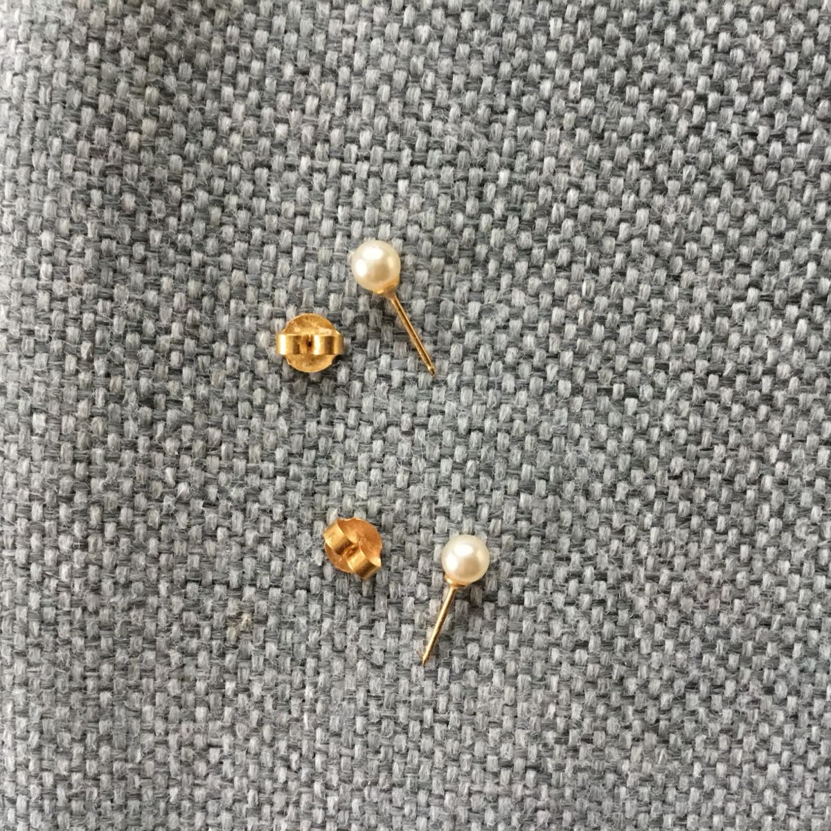 Orecchini pendenti & Orecchini a lobo: Boucles oreilles médicales - perle, or – Usato da Fribourg venduto da ficelle_de_luge
