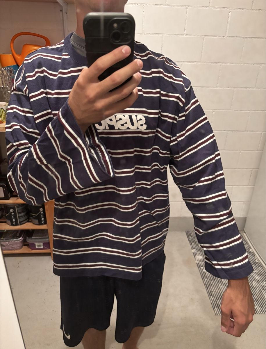 T-shirts: Suspicious long sleeve size s – D'occasion à Diessenhofen par manu_55778 3