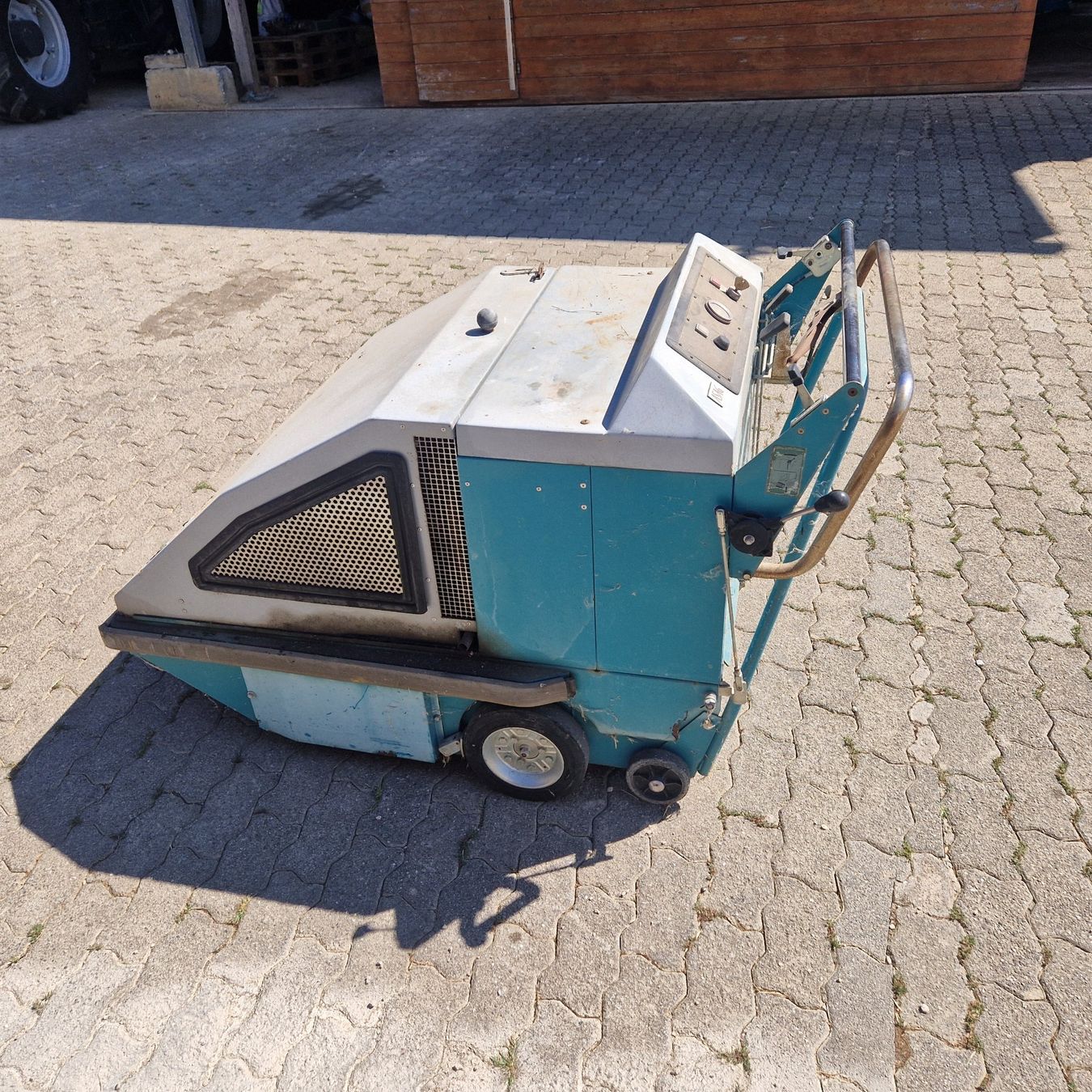 Wetrok Alle Maschinen: Putzmaschine Wetrok – Defekt aus Wintersingen von kienberg