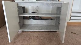 Eleganter Waschbeckenunterschrank (80x50x30 cm)  Wie neu