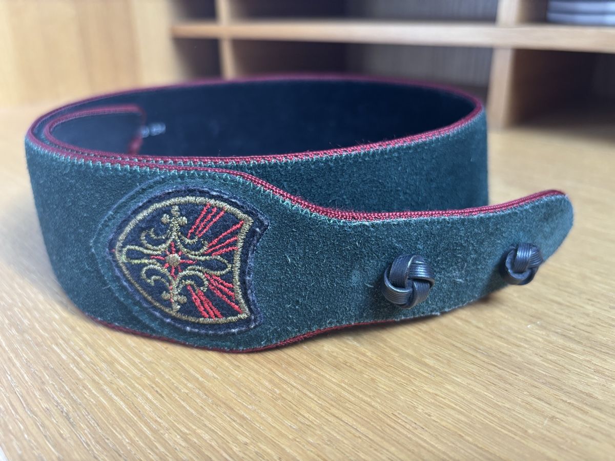 Cinture: Ceinture en daim vert l Aiglon - 75cm – Usato da Founex venduto da ari_2gt7 5