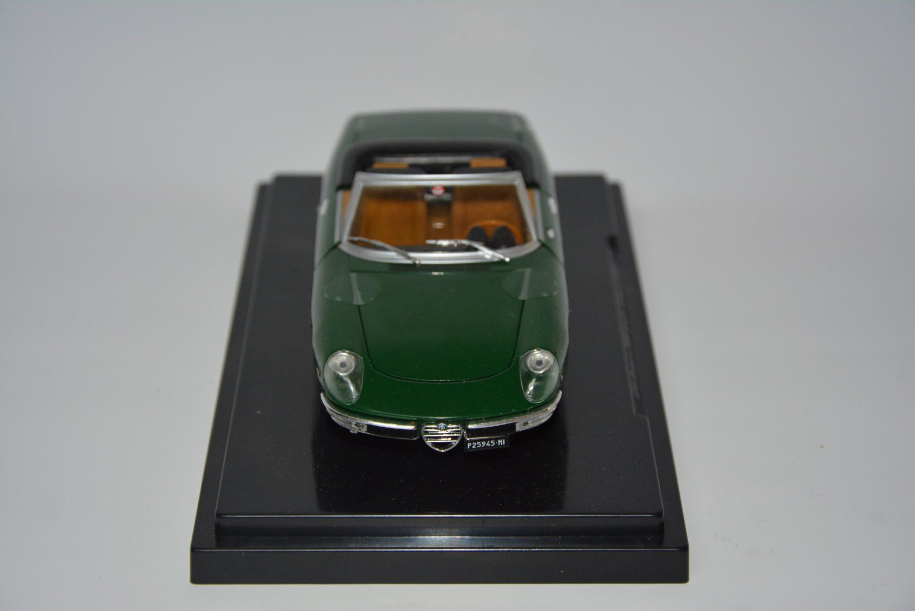 Alfa Romeo Modellini d'auto: Alfa Romeo Spider 2000 Veloce 1971 , 1:24 – Usato da Goldach venduto da Feivel9 2