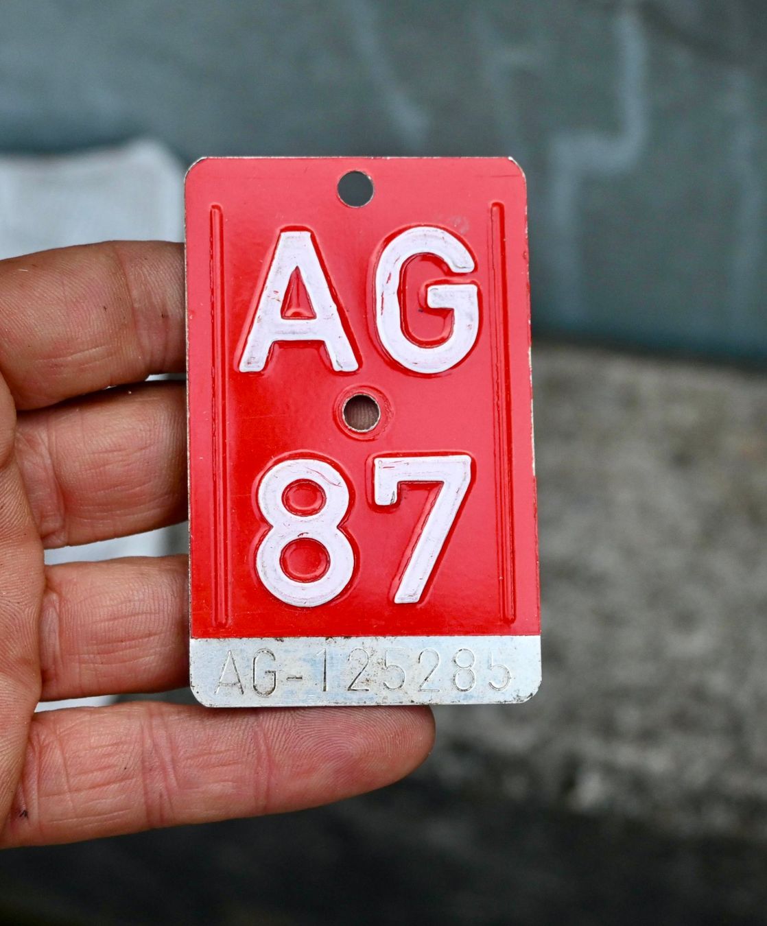 Insegne: Velonummer AG 87 von 1987 - Aargau – Usato da Pfaffhausen venduto da mono_rec