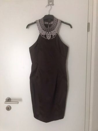 Robe, S , Endora Abigail