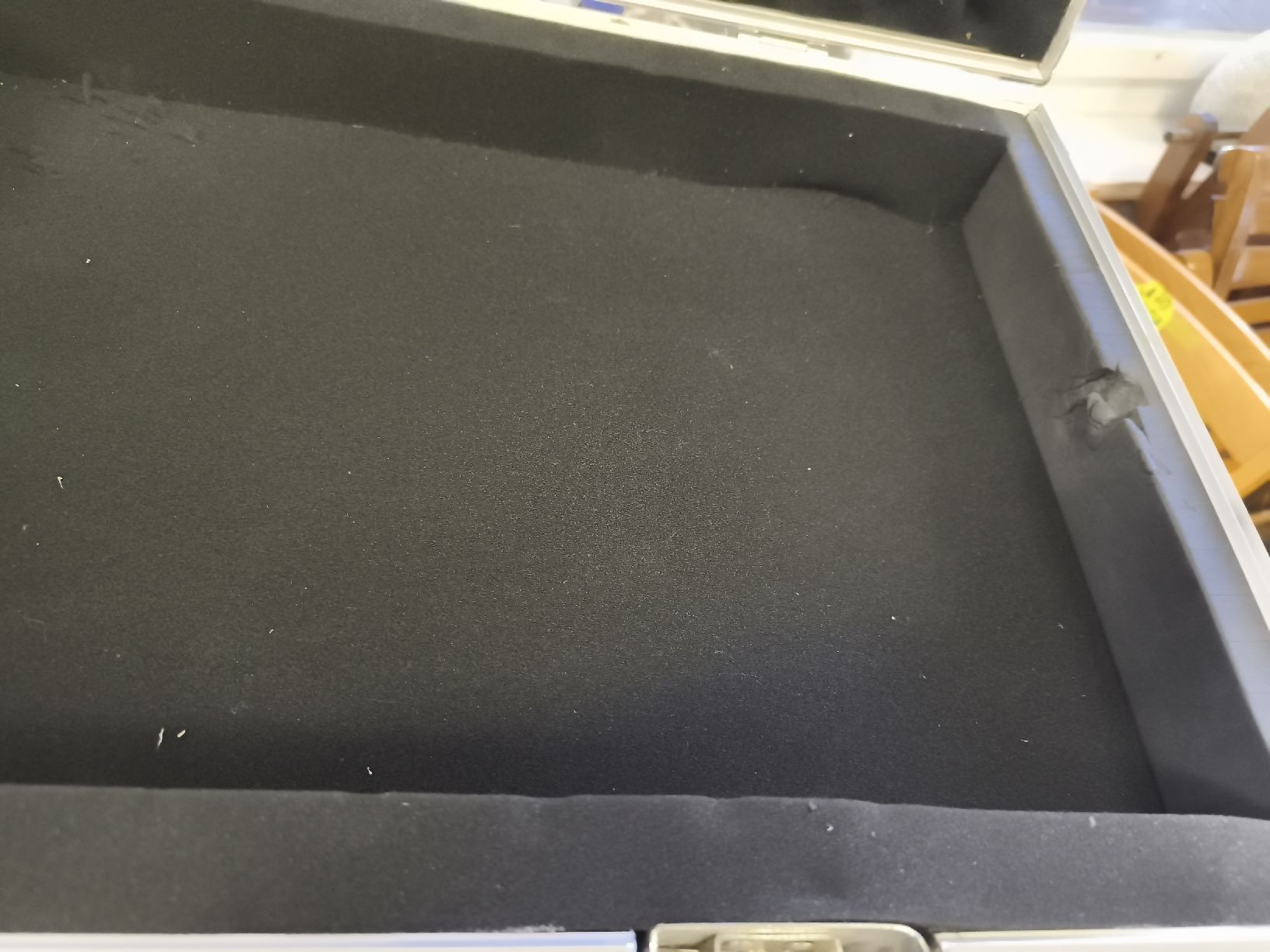 Valigie: RockCase by Warwick Flightcase / Transportkoffer(A72) – Usato da Künten venduto da Schnaepplihuus 3