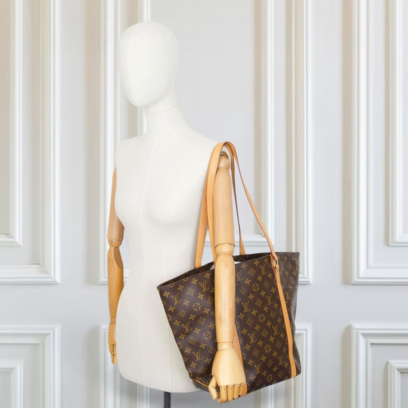 Louis Vuitton Borse da donna: Louis Vuitton Sac shopping PM Monogram – Usato da Binningen venduto da Designerlabels 1