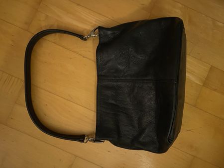 Damen Handtasche Leder schwarz akzeptabler Zustand