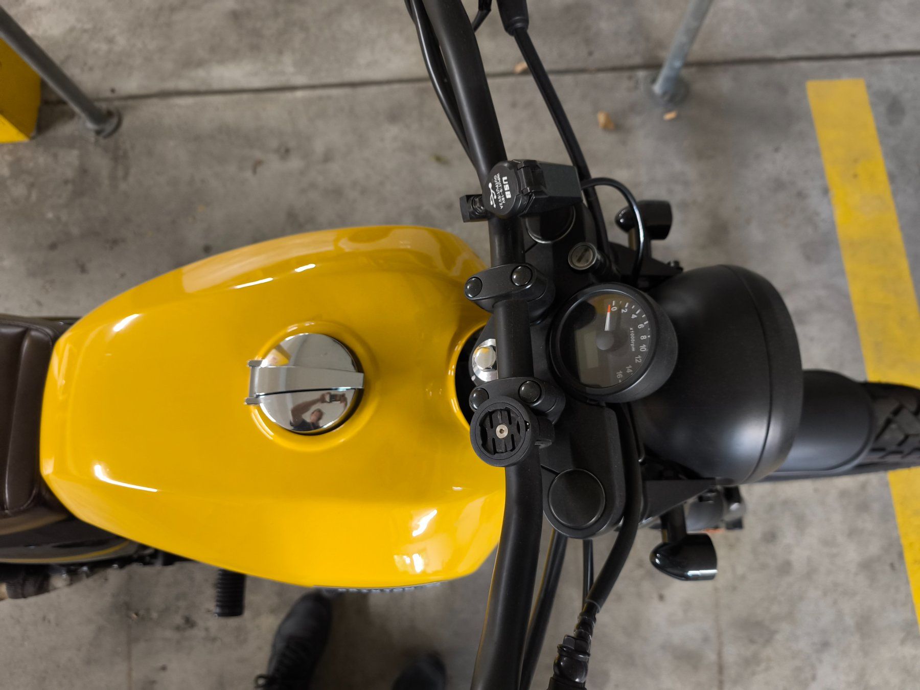 Brixton Motorcycles Route: Brixton Cromwell 125 – D'occasion à Niederlenz par reaphy 5