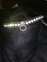 Glitzerndes Halsband, Leder, Strass - auffälliger Blickfang!