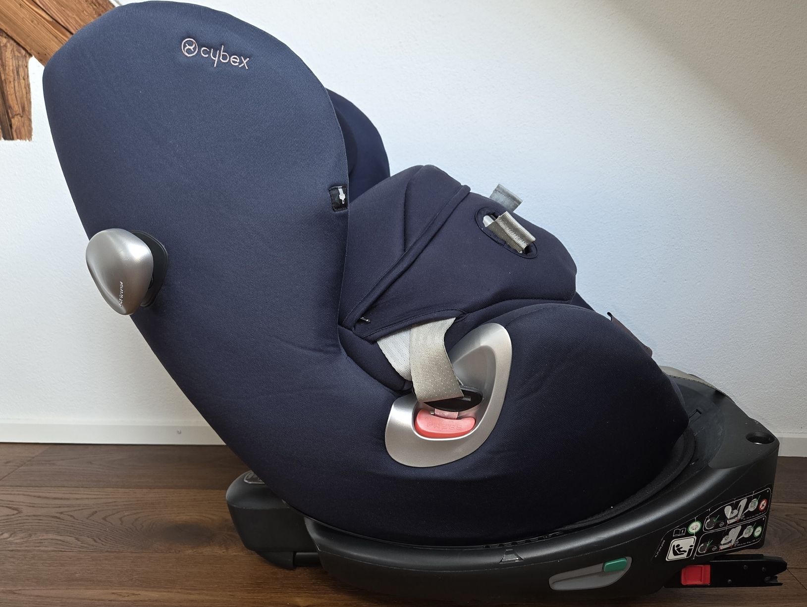 Cybex Seggiolini per auto: Cybex Kindersitz Platinum Sirona mit Isofix Base – Usato da Kloten venduto da Mfroehli 1