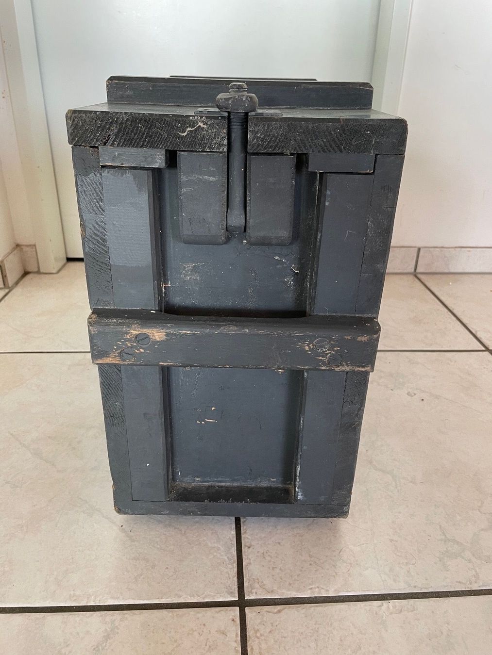 Kassen: Ancienne Caisse Militaire – Gebraucht aus Vallamand von Bricbracbroc82 4